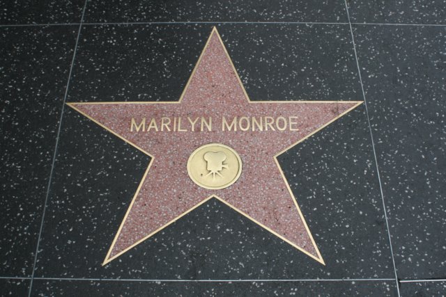 walkoffame.jpg