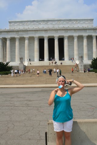 fiasaluterarvidlincolnmemorial.jpg