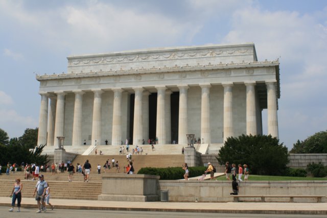 lincolnmemorial.jpg