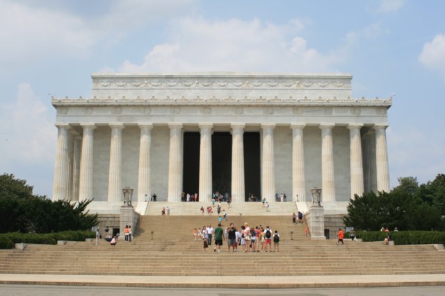 lincolnmemorial2.jpg