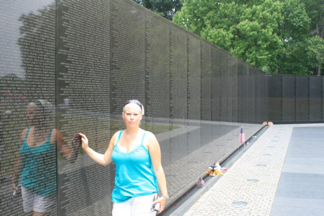 vietnamwarmemorial7.jpg