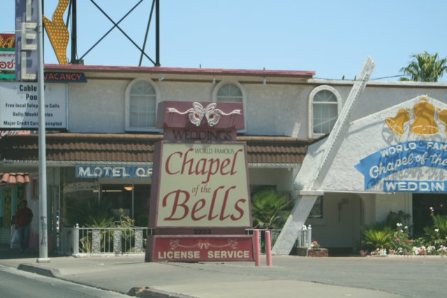 vegasweddingchapel.jpg